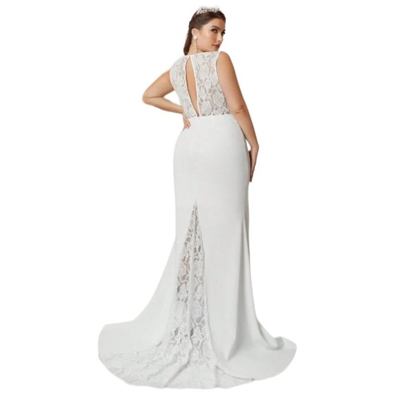 White Lace Splicing & Oversized Fishtail Hem Wedding Dress - Picture 2 of 5